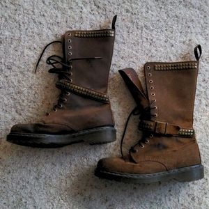 Used Dr.Marten Janice boots